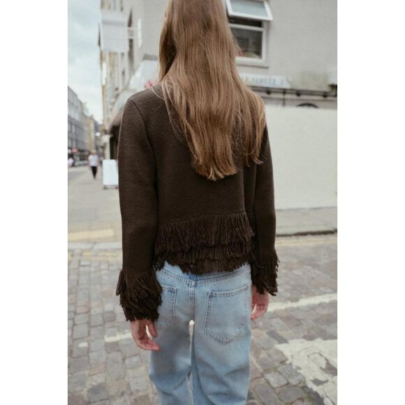 ZARA FRINGED KNIT CARDIGAN WITH BUTTON - Picture 4 of 9